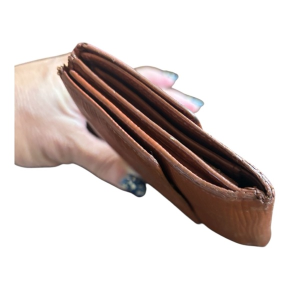 Louis Vuitton Elise Wallet – Vintage Epi Leather – Hand-Painted - Picture 7 of 12